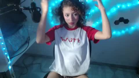 Snapshot of moka_soul chatting on 10, 6, 2026 moka_soul online show from 10, 6, 2026