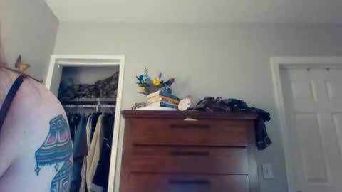 Snapshot of mollsballs123 chatting on 21, 11, 2025 mollsballs123 online show from 21, 11, 2025