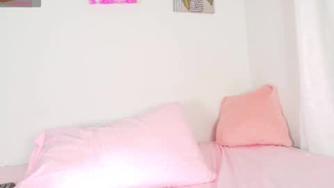 Snapshot of molly_hot778 chatting on 6, 1, 2026 molly come and have fun online show from 6, 1, 2026