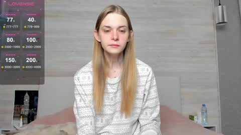 Molly Hunt online show from 30, 1, 2025