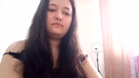 Molly Janette online show from 20, 12, 2024