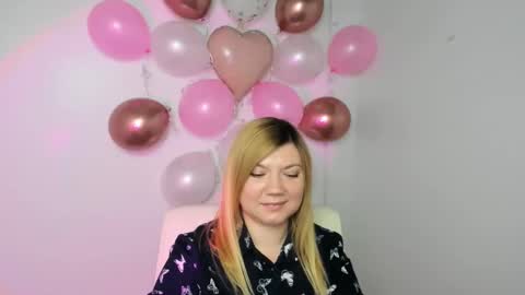 Snapshot of molly_moree chatting on 12, 2, 2025 Molly online show from 12, 2, 2025