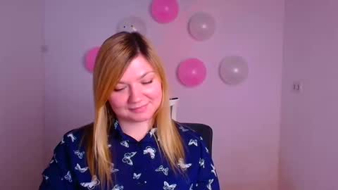 Snapshot of molly_moree chatting on 17, 2, 2025 Molly online show from 17, 2, 2025