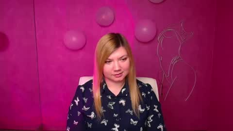 Snapshot of molly_moree chatting on 18, 2, 2025 Molly online show from 18, 2, 2025