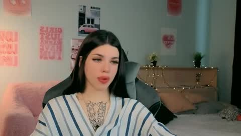 Molly online show from 8, 5, 2026