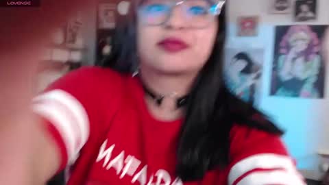 Snapshot of molly_shake chatting on 5, 3, 2025 Molly online show from 5, 3, 2025