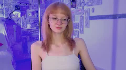 mollyjiggles online show from 9, 10, 2025