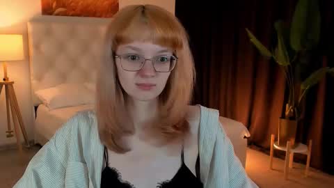 mollyjiggles online show from 11, 10, 2025