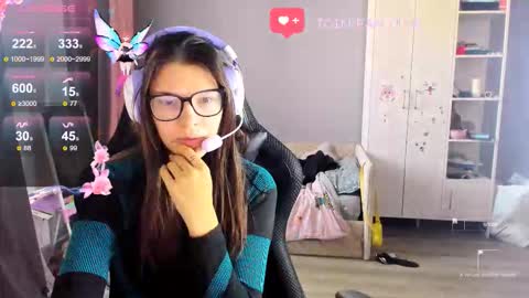  KIRA  online show from 16, 10, 2025