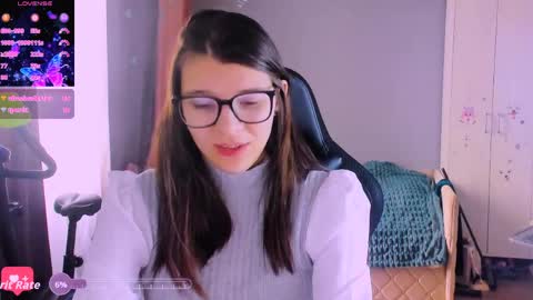  KIRA  online show from 6, 4, 2026