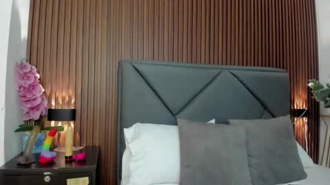 mollylove_ online show from 12, 3, 2026