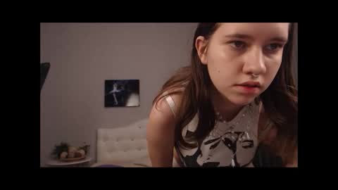 Snapshot of mollyrass chatting on 24, 11, 2025 Molly online show from 24, 11, 2025