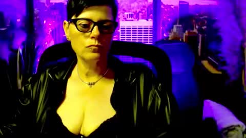 MollySun Nina Randmann online show from 9, 6, 2026