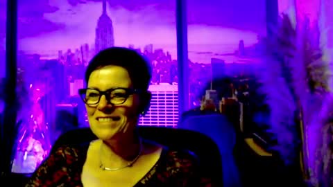 MollySun Nina Randmann online show from 1, 7, 2026