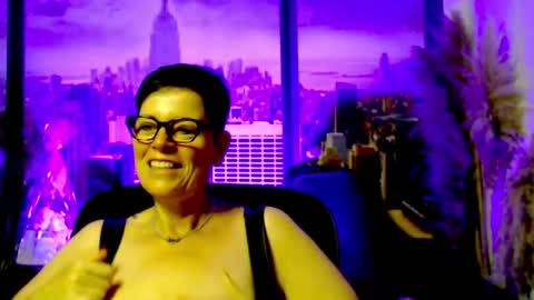 MollySun Nina Randmann online show from 15, 7, 2026