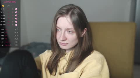 Snapshot of mollytucker chatting on 8, 12, 2024 mollytucker online show from 8, 12, 2024