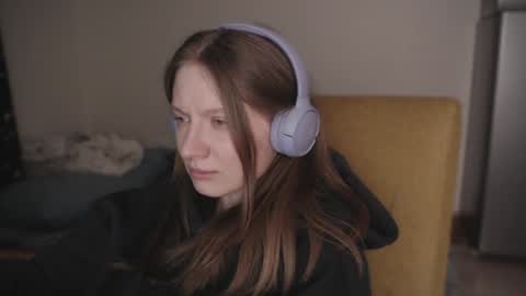 Snapshot of mollytucker chatting on 19, 12, 2024 mollytucker online show from 19, 12, 2024