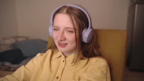 Snapshot of mollytucker chatting on 20, 12, 2024 mollytucker online show from 20, 12, 2024