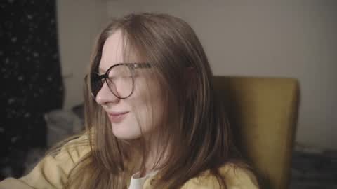 Snapshot of mollytucker chatting on 2, 2, 2025 mollytucker online show from 2, 2, 2025