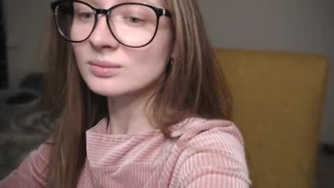 Snapshot of mollytucker chatting on 9, 2, 2025 mollytucker online show from 9, 2, 2025