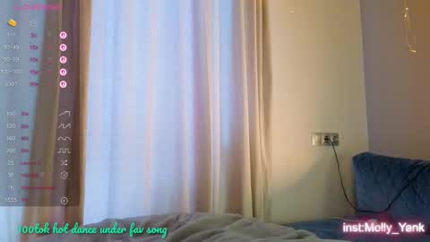 Molly online show from 11, 10, 2025