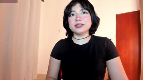 Snapshot of moly_loo chatting on 11, 2, 2026 moly_loo online show from 11, 2, 2026