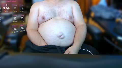 Snapshot of momentofs123 chatting on 26, 10, 2025 momentofs123 online show from 26, 10, 2025