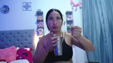 Snapshot of mommy_dulce chatting on 24, 6, 2026 ANDREA online show from 24, 6, 2026