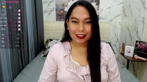 Hot Mommy Nathalie online show from 10, 9, 2025