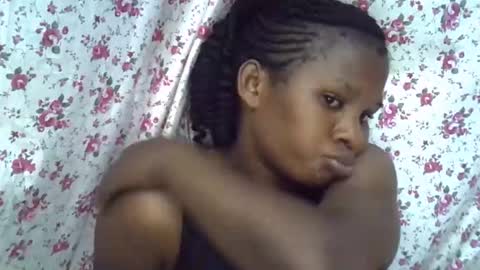 momsdoll online show from 9, 2, 2026