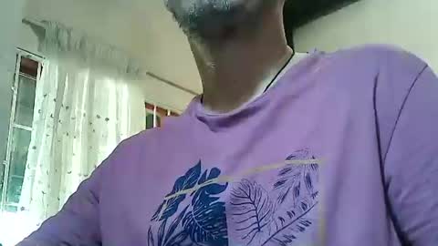 Snapshot of mon_za chatting on 23, 5, 2026 mon_za online show from 23, 5, 2026