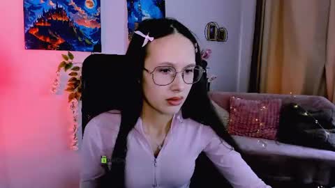 Mona  online show from 23, 7, 2026