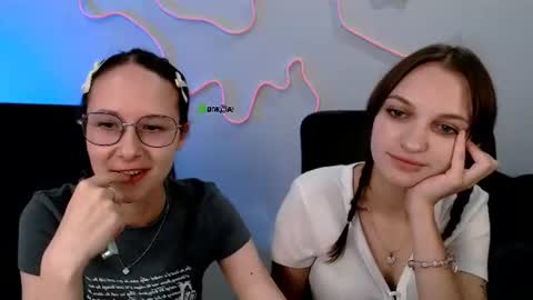 Mona  online show from 24, 7, 2026