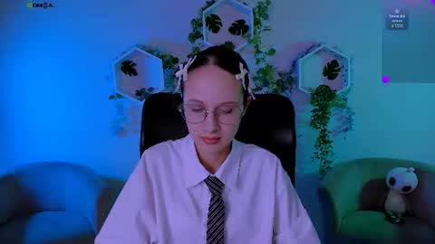 Mona  online show from 25, 7, 2026