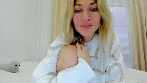 Mona online show from 14, 11, 2025