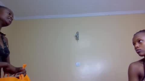 Mona online show from 10, 10, 2025