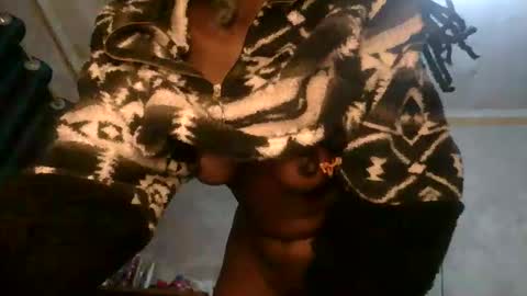 Snapshot of monah_ebony chatting on 27, 10, 2025 mona online show from 27, 10, 2025