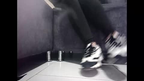 monalia17 online show from 13, 1, 2026