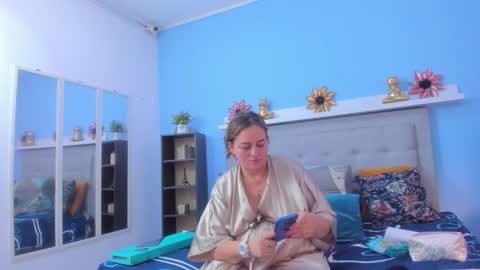 paola online show from 13, 12, 2025