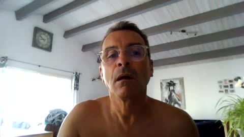 Snapshot of mondess69 chatting on 4, 8, 2026 mondess69 online show from 4, 8, 2026