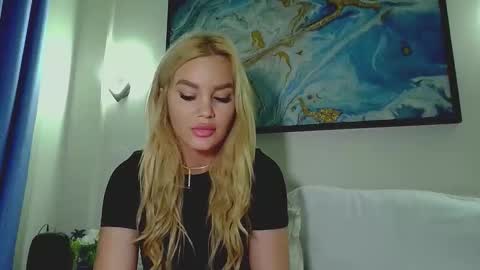 Monica online show from 12, 10, 2025