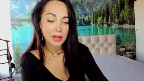 Snapshot of monica_weisss chatting on 22, 1, 2025 monica_weisss online show from 22, 1, 2025