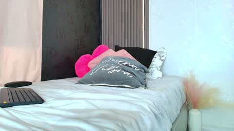 Kiim online show from 8, 2, 2025