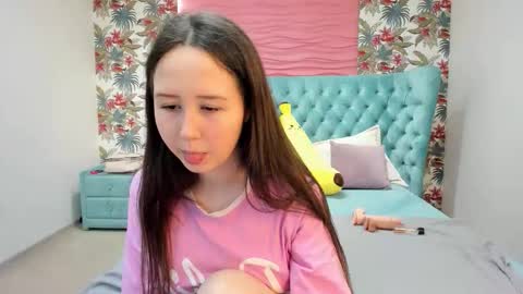 Monica online show from 5, 12, 2025