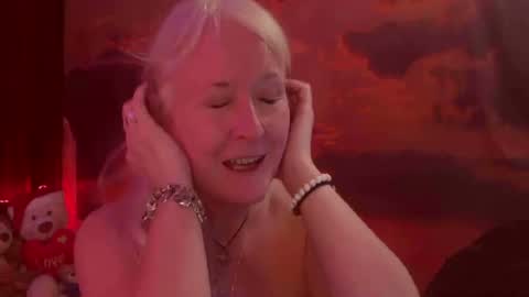 Monika    online show from 8, 3, 2025