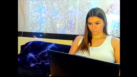 Snapshot of monika_youu chatting on 29, 5, 2026 Monika online show from 29, 5, 2026
