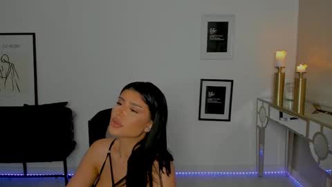 Snapshot of moniqueeass chatting on 17, 2, 2025 Alessia online show from 17, 2, 2025