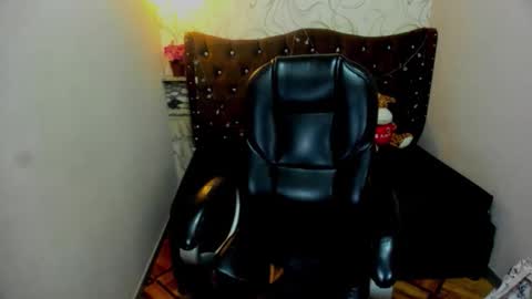 Snapshot of moniquehick chatting on 14, 3, 2026 Monica online show from 14, 3, 2026