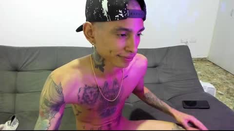 monkeyd_66 online show from 13, 12, 2024