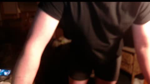 Snapshot of montana6897 chatting on 28, 1, 2025 Kingalby817 online show from 28, 1, 2025